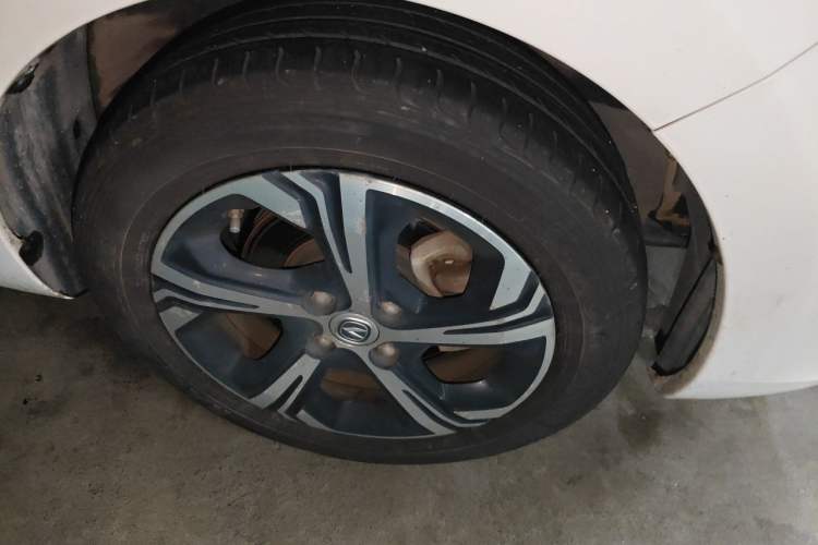 Used CHANGAN Benni E-Star 2020 Xinyue Edition Lithium-NMC Right Front Wheel Hub