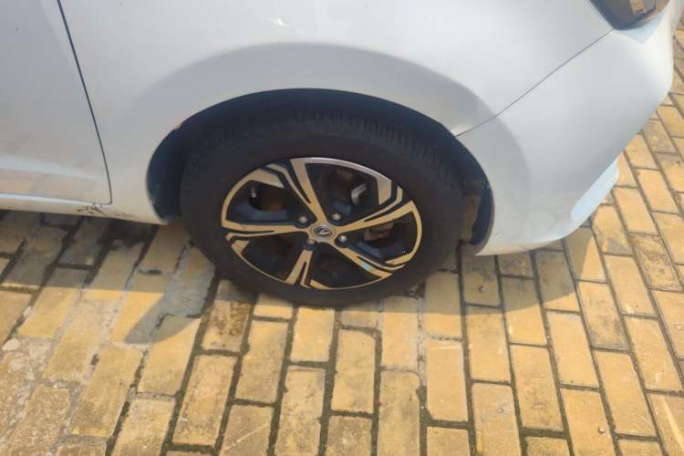Used CHANGAN Benni E-Star 2020 Heartbeat Edition NMC Lithium Right Front Wheel Hub