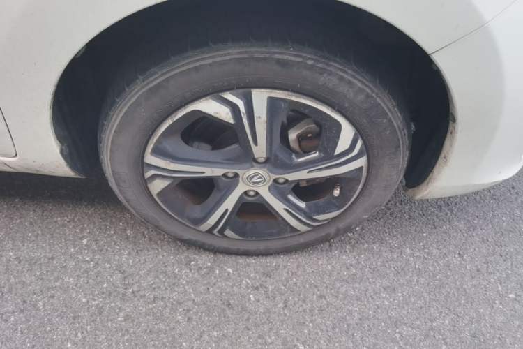 Used CHANGAN Benni E-Star 2020 Heartbeat Edition NMC Lithium Right Front Wheel Hub