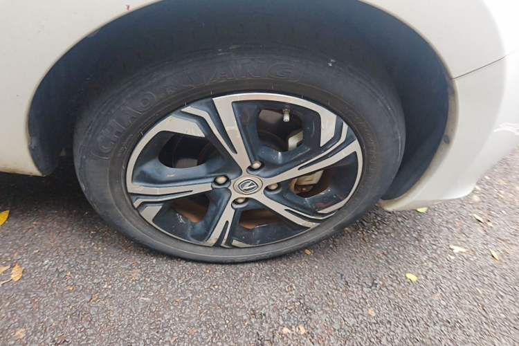 Used CHANGAN Benni E-Star 2020 Xinyue Edition Lithium Iron Phosphate (31.18 kWh) Right Front Wheel Hub