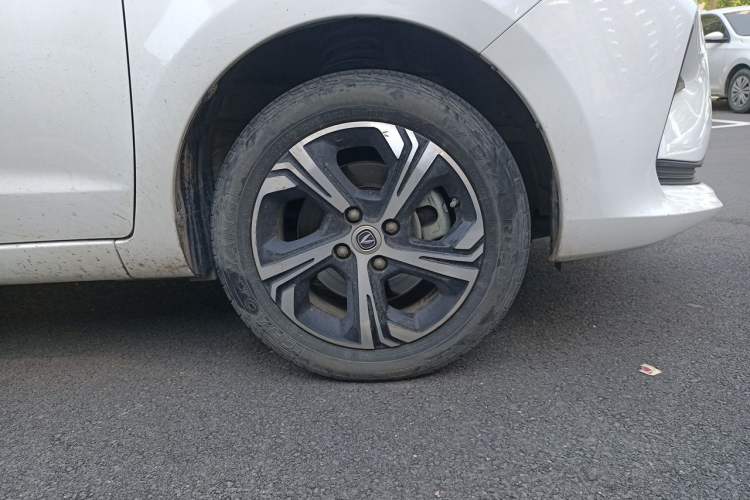 Used CHANGAN Benni E-Star 2020 Heartbeat Edition NMC Lithium Right Front Wheel Hub