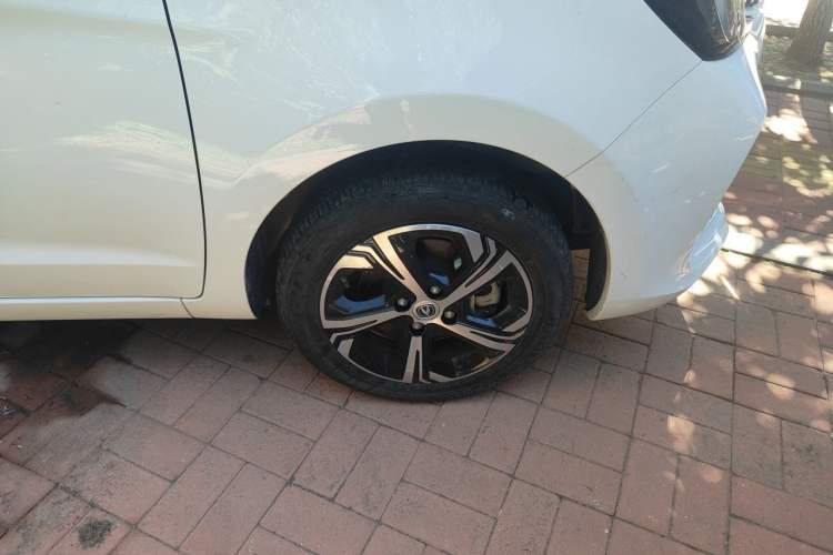 Used CHANGAN Benni E-Star 2020 Heartbeat Edition NMC Lithium Right Front Wheel Hub