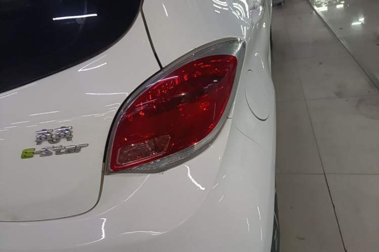 Used CHANGAN Benni E-Star 2020 Xinyue Edition Lithium-NMC Right Rear Taillight
