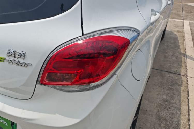 Used CHANGAN Benni E-Star 2020 Heartbeat Edition NMC Lithium Right Rear Taillight