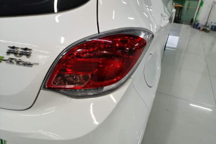 Used CHANGAN Benni E-Star 2020 Heartbeat Edition NMC Lithium Right Rear Taillight