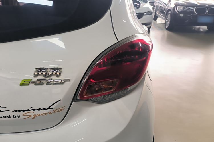 Used CHANGAN Benni E-Star 2020 Heart Edition Lithium Iron Phosphate (31.18 kWh) Right Rear Taillight