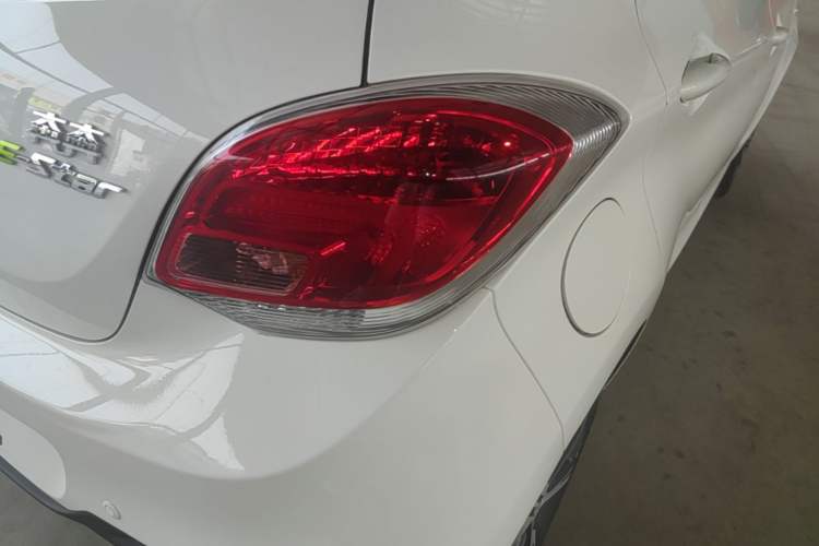 Used CHANGAN Benni E-Star 2020 Heart Edition Lithium Iron Phosphate (31.18 kWh) Right Rear Taillight