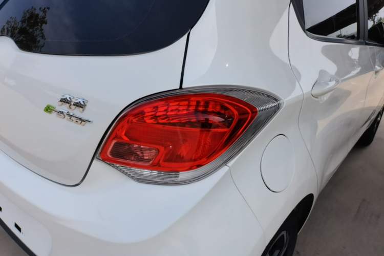Used CHANGAN Benni E-Star 2020 Heartbeat Edition NMC Lithium Right Rear Taillight