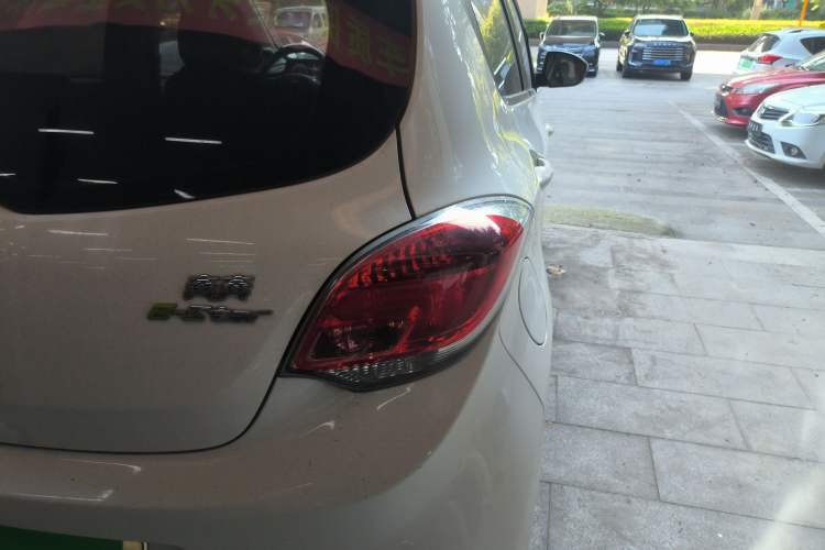 Used CHANGAN Benni E-Star 2020 Xinyue Edition Lithium-NMC Right Rear Taillight