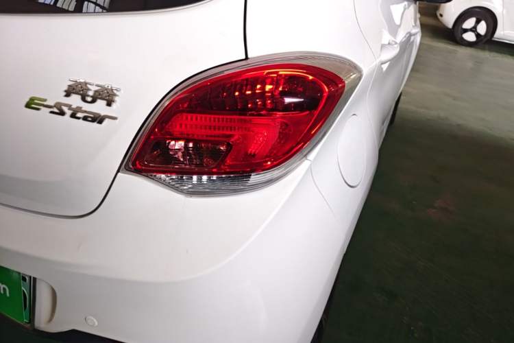 Used CHANGAN Benni E-Star 2020 Xinyue Edition Lithium Iron Phosphate (31.18 kWh) Right Rear Taillight