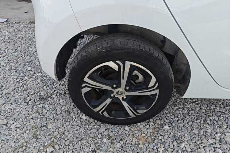 Used CHANGAN Benni E-Star 2020 Xinyue Edition Lithium Iron Phosphate (31.18 kWh) Right Rear Wheel Hub