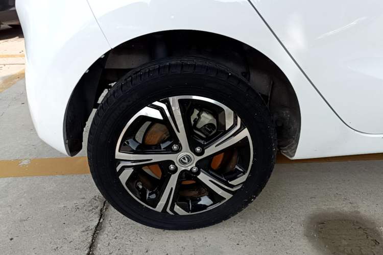 Used CHANGAN Benni E-Star 2020 Heartbeat Edition NMC Lithium Right Rear Wheel Hub