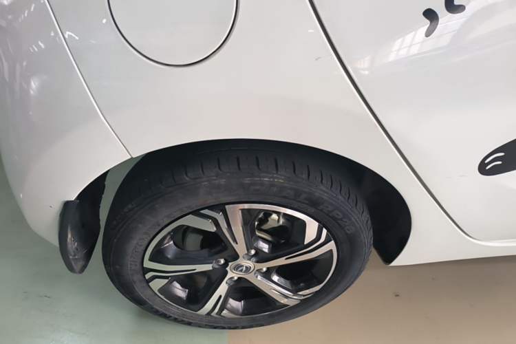Used CHANGAN Benni E-Star 2020 Heart Edition Lithium Iron Phosphate (31.18 kWh) Right Rear Wheel Hub