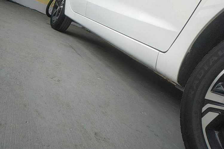 Used CHANGAN Benni E-Star 2020 Xinyue Edition Lithium-NMC Right Side Sill