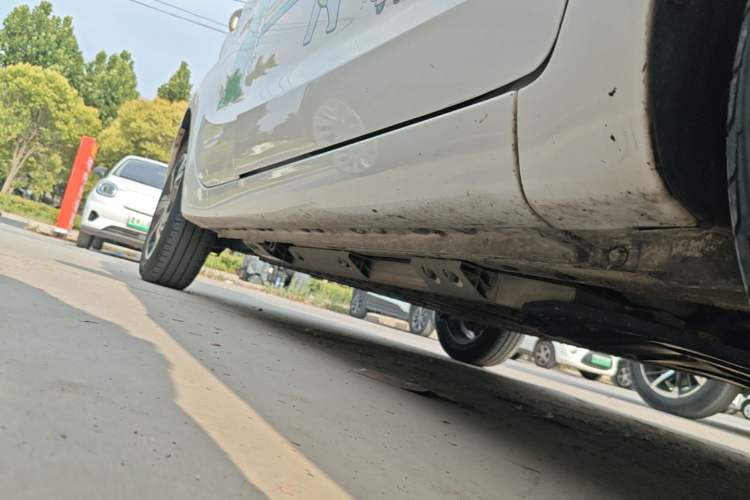 Used CHANGAN Benni E-Star 2020 Heart Edition Lithium Iron Phosphate (31.18 kWh) Right Side Sill