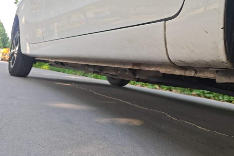 Used CHANGAN Benni E-Star 2020 Heart Edition Lithium Iron Phosphate (31.18 kWh) Right Side Sill