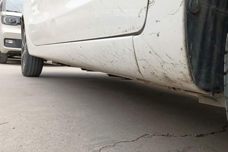 Used CHANGAN Benni E-Star 2020 Heartbeat Edition NMC Lithium Right Side Sill