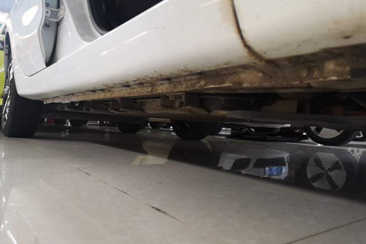 Used CHANGAN Benni E-Star 2020 Heartbeat Edition NMC Lithium Right Side Sill