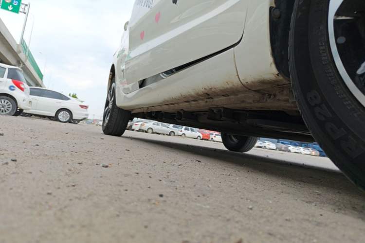 Used CHANGAN Benni E-Star 2020 Heart Edition Lithium Iron Phosphate (31.18 kWh) Right Side Sill