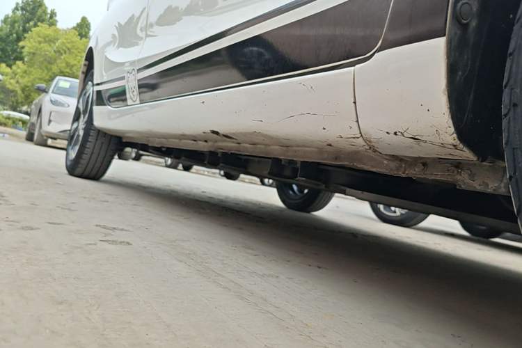 Used CHANGAN Benni E-Star 2020 Xinyue Edition Lithium-NMC Right Side Sill