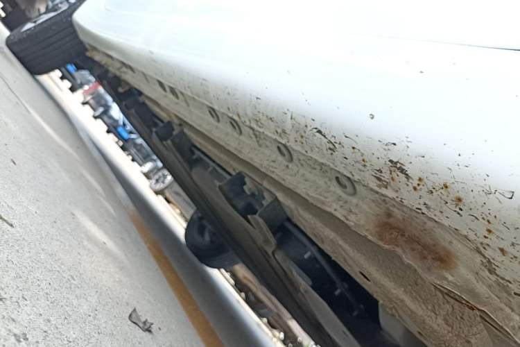 Used CHANGAN Benni E-Star 2020 Heartbeat Edition NMC Lithium Right Side Sill