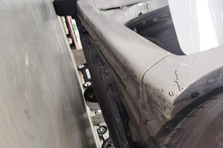 Used CHANGAN Benni E-Star 2020 Heartbeat Edition NMC Lithium Right Side Sill