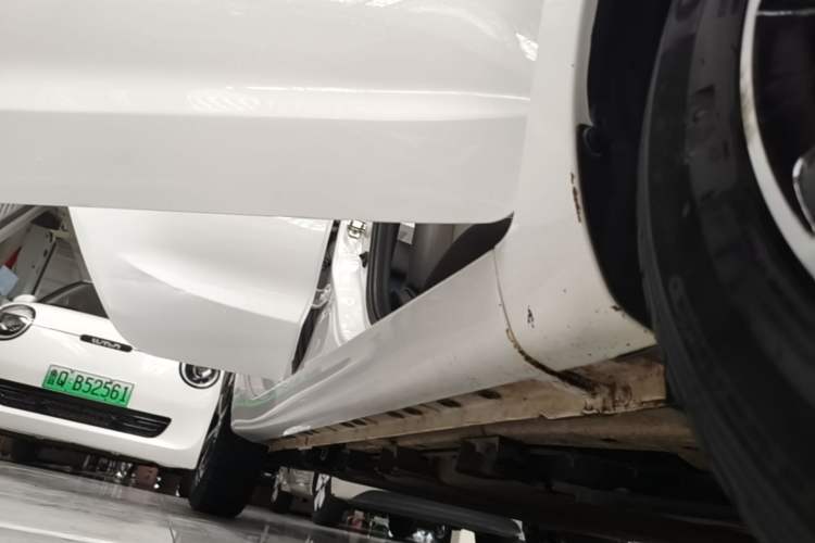 Used CHANGAN Benni E-Star 2020 Xinyue Edition Lithium-NMC Right Side Sill