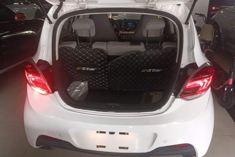Used CHANGAN Benni E-Star 2020 Heartbeat Edition NMC Lithium Trunk