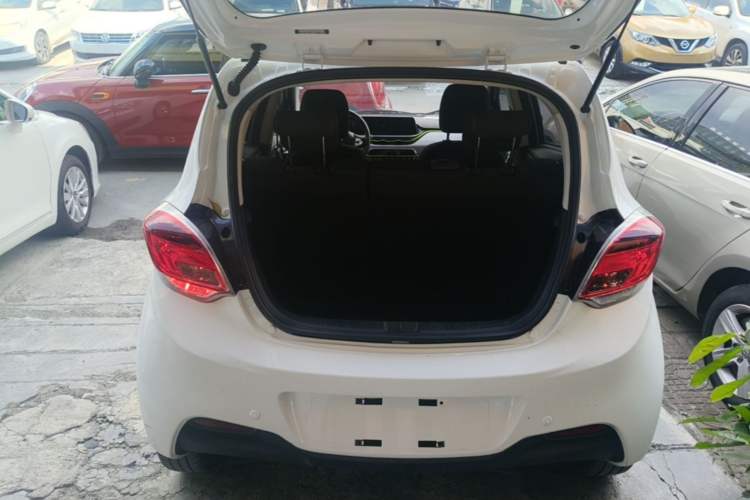 Used CHANGAN Benni E-Star 2020 Xinyue Edition Lithium-NMC Trunk