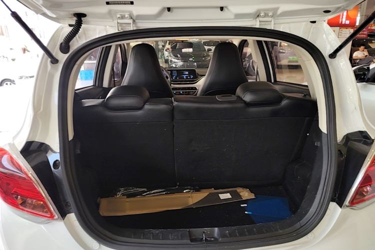 Used CHANGAN Benni E-Star 2020 Xinyue Edition Lithium Iron Phosphate (31.18 kWh) Trunk