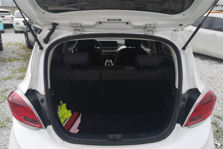 Used CHANGAN Benni E-Star 2020 Heartbeat Edition NMC Lithium Trunk