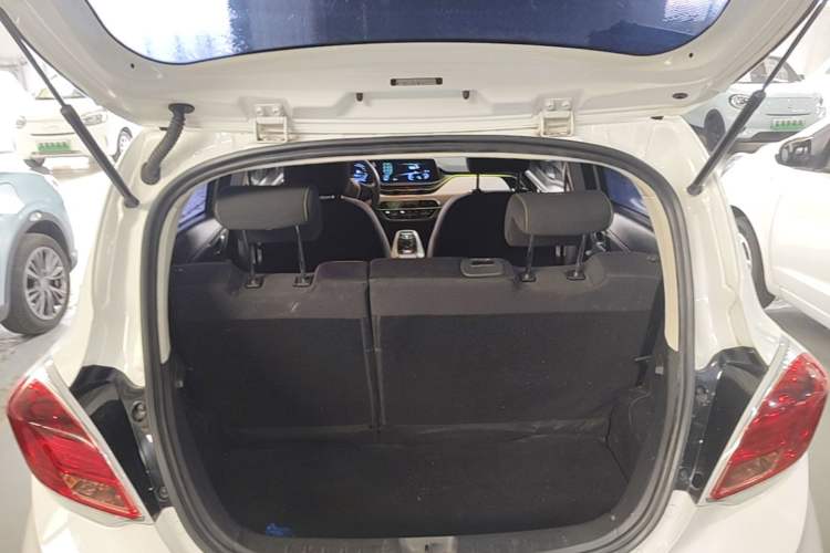 Used CHANGAN Benni E-Star 2020 Heartbeat Edition NMC Lithium Trunk