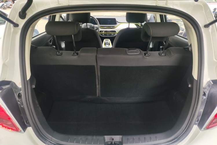 Used CHANGAN Benni E-Star 2020 Heartbeat Edition NMC Lithium Trunk