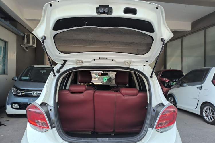 Used CHANGAN Benni E-Star 2020 Heartbeat Edition NMC Lithium Trunk