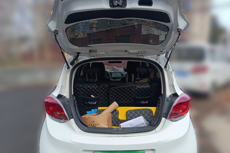 Used CHANGAN Benni E-Star 2020 Xinyue Edition Lithium-NMC Trunk