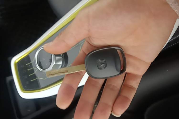 Used CHANGAN Benni E-Star 2020 Heart Edition Lithium Iron Phosphate (31.18 kWh) Vehicle Key