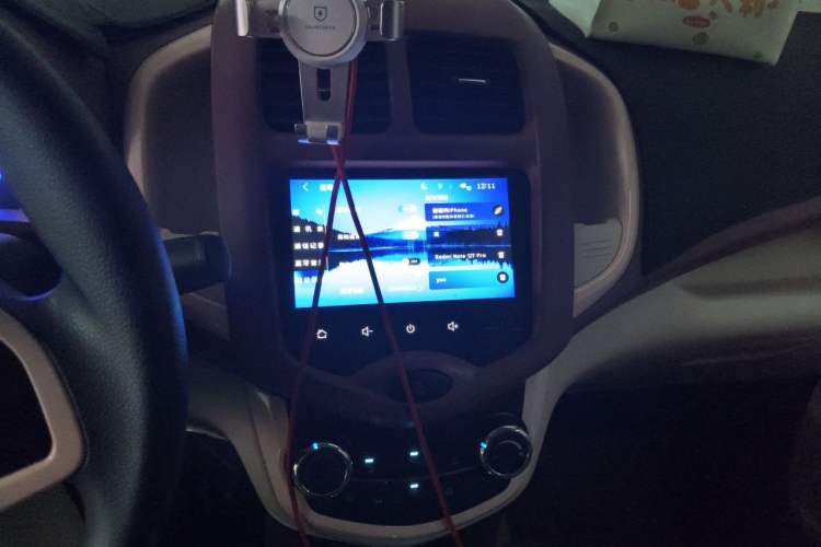 Used CHANGAN Benni E-Star 2021 National Edition Colorful Version Lithium Iron Phosphate (31.86 kWh) Audio And AC Panel