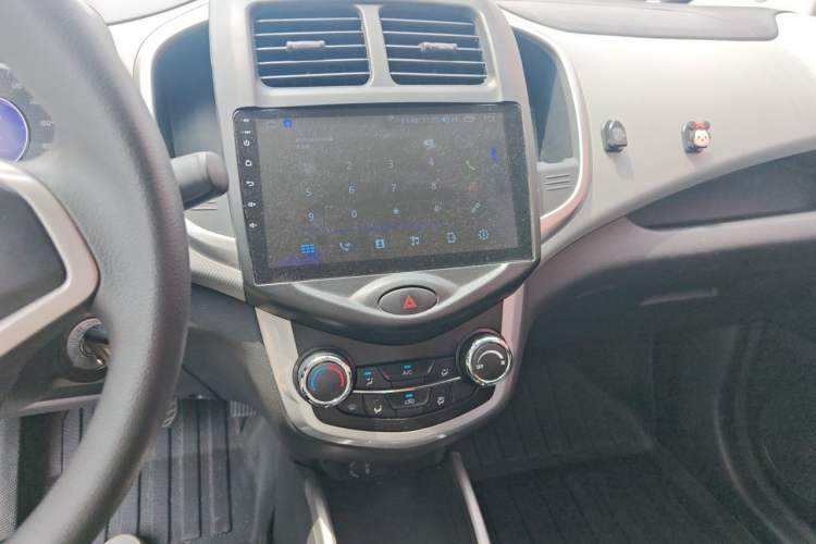 Used CHANGAN Benni E-Star 2021 National Edition Xin Yue Version (Fast-Charging Edition) Lithium Iron Phosphate (31.95 kWh) Audio And AC Panel