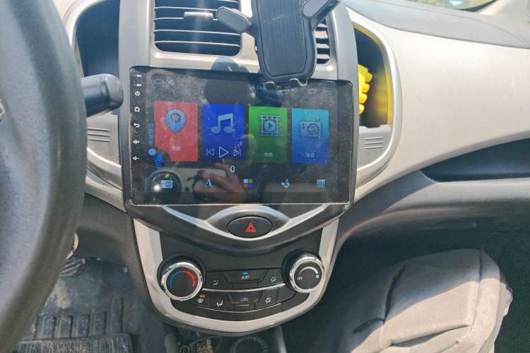 Used CHANGAN Benni E-Star 2021 National Edition Xin Yue Version (Fast-Charging Edition) Lithium Iron Phosphate (31.18 kWh) Audio And AC Panel