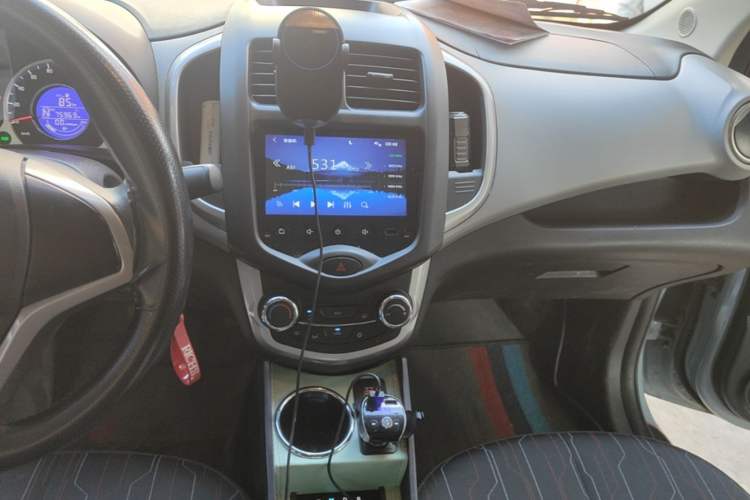 Used CHANGAN Benni E-Star 2021 National Edition Xinyi Version (Fast-Charging Edition) Lithium Iron Phosphate (31.18 kWh) Audio And AC Panel
