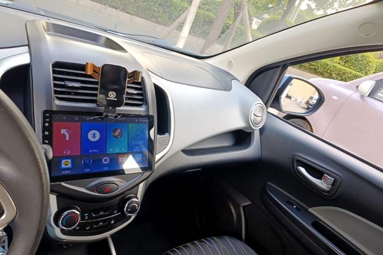 Used CHANGAN Benni E-Star 2021 National Edition Xin Yue Version Lithium Iron Phosphate (31.86 kWh) Audio And AC Panel
