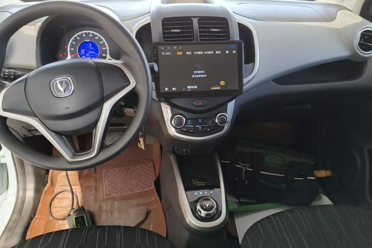 Used CHANGAN Benni E-Star 2021 National Edition Xin Yue Version (Fast-Charging Edition) Lithium Iron Phosphate (31.95 kWh) Audio And AC Panel