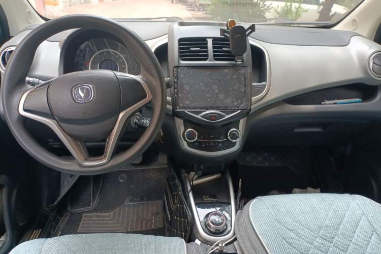 Used CHANGAN Benni E-Star 2021 National Edition Xin Yue Version Lithium Iron Phosphate (31.18 kWh) Center Console