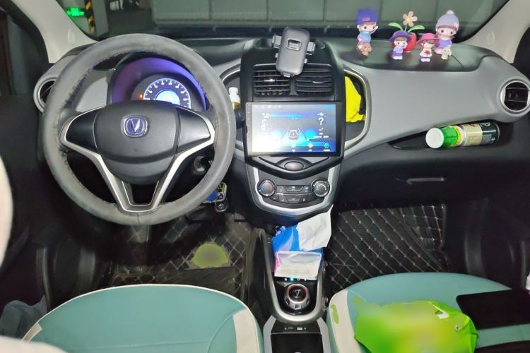 Used CHANGAN Benni E-Star 2021 National Edition Xin Yue Version Lithium Iron Phosphate (31.86 kWh) Center Console