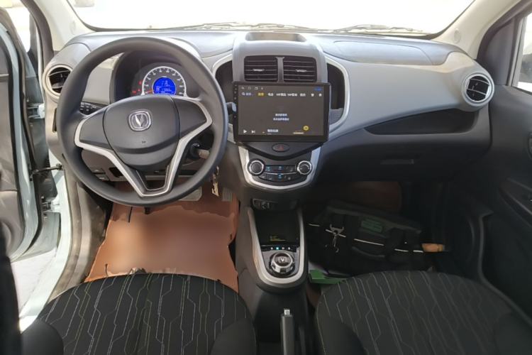 Used CHANGAN Benni E-Star 2021 National Edition Xin Yue Version (Fast-Charging Edition) Lithium Iron Phosphate (31.95 kWh) Center Console