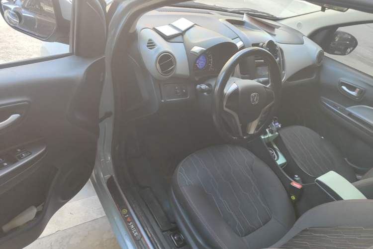 Used CHANGAN Benni E-Star 2021 National Edition Xinyi Version (Fast-Charging Edition) Lithium Iron Phosphate (31.18 kWh) Driver Seat
