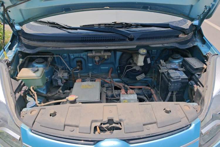 Used CHANGAN Benni E-Star 2021 National Edition Xin Yue Version (Fast-Charging Edition) Lithium Iron Phosphate (31.18 kWh) Engine Bay
