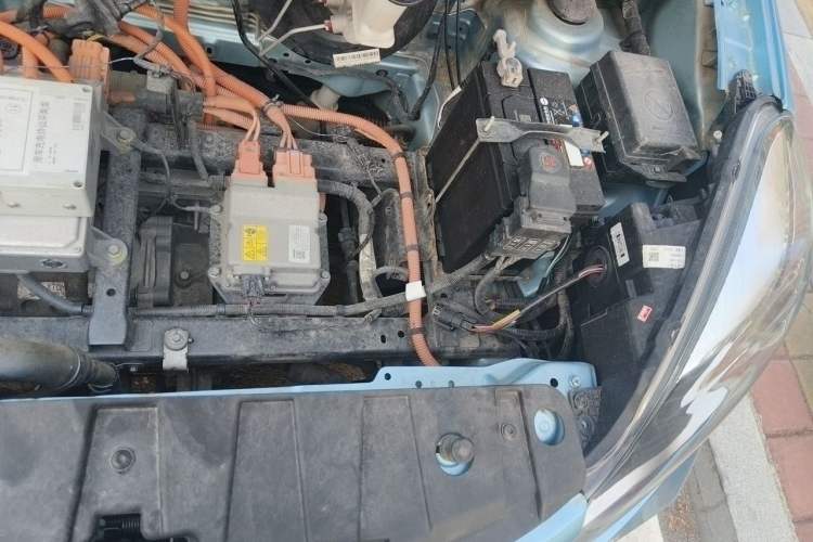 Used CHANGAN Benni E-Star 2021 National Edition Xin Yue Version (Fast-Charging Edition) Lithium Iron Phosphate (31.95 kWh) Engine Bay Left