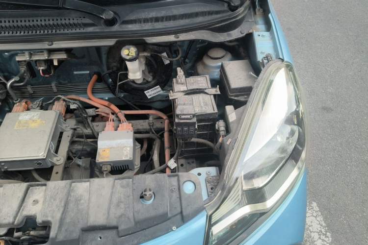 Used CHANGAN Benni E-Star 2021 National Edition Xin Yue Version Lithium Iron Phosphate (31.18 kWh) Engine Bay Left