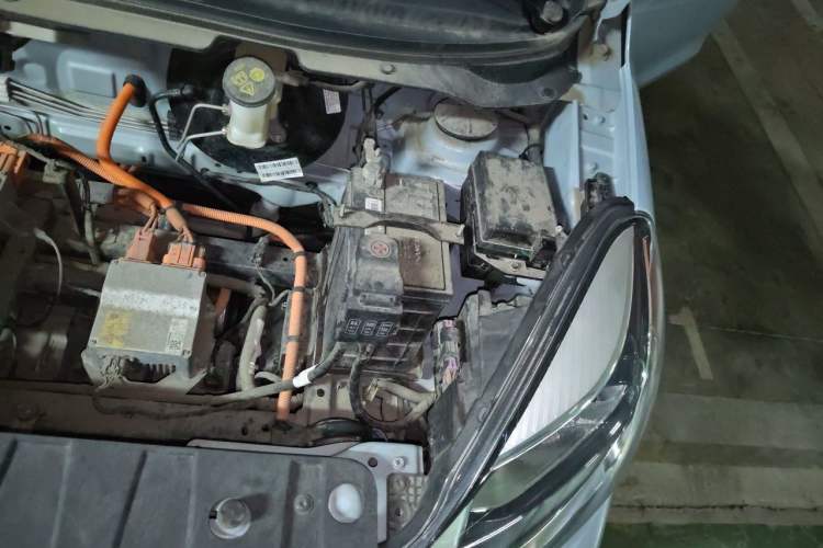 Used CHANGAN Benni E-Star 2021 National Edition Xin Yue Version Lithium Iron Phosphate (31.86 kWh) Engine Bay Left
